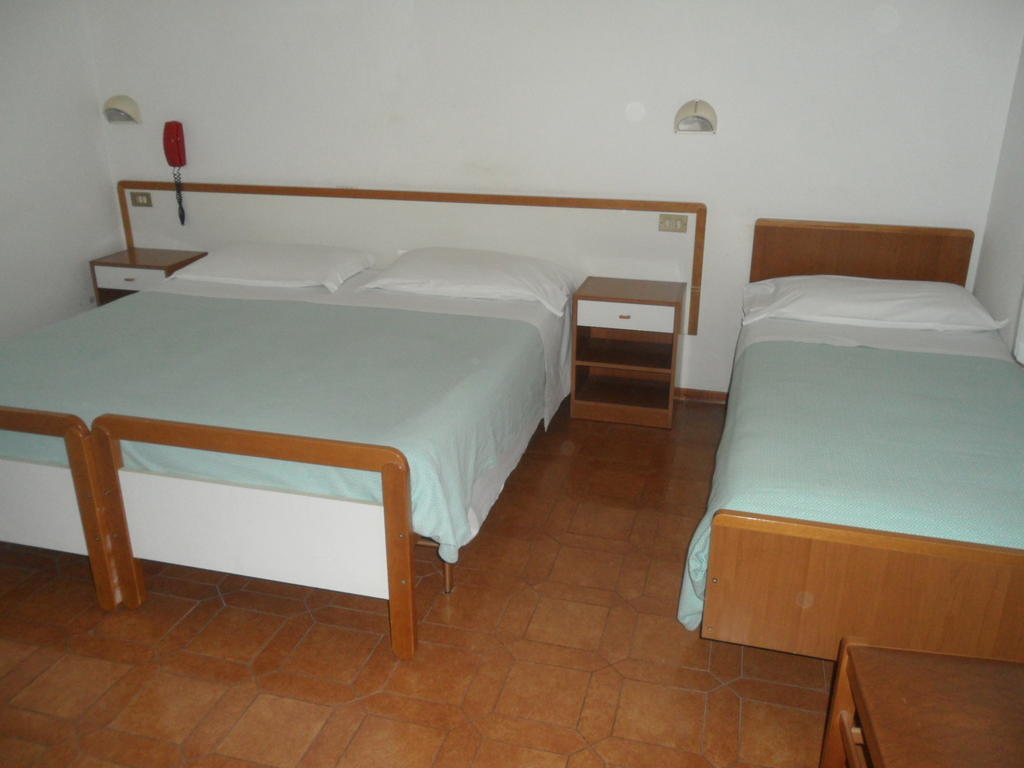 Autostop Duardi Hotel Bertinoro Bilik gambar