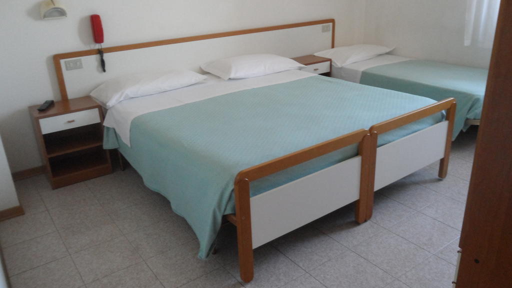 Autostop Duardi Hotel Bertinoro Bilik gambar