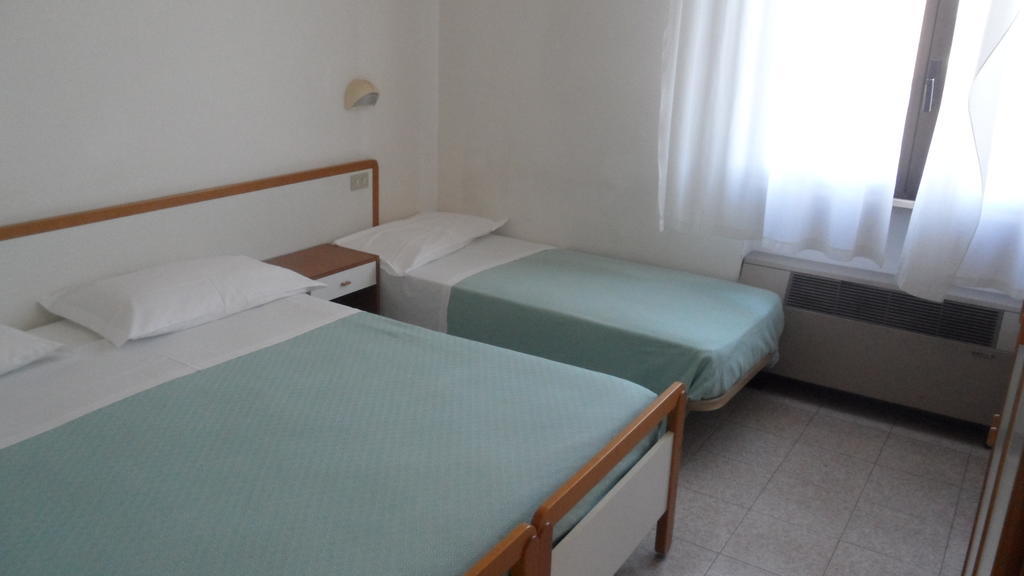 Autostop Duardi Hotel Bertinoro Bilik gambar